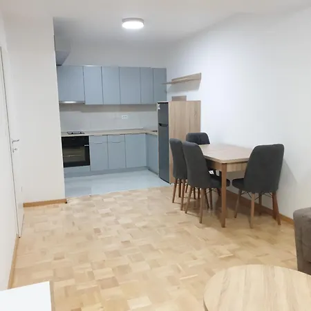 J&n New With Parking Apartment Ohrid